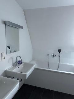 Al Nafurah Apartments - Munich - 4