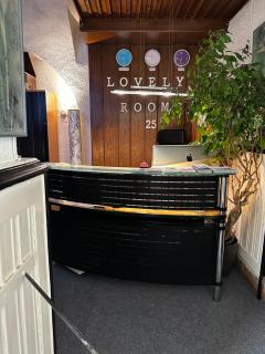 HOSTEL LOVELY ROOMS, city center, shared Bathroom, windows to corridor - Villach - 9