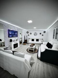 Madrid Centro Suite Vanguardista - Madrid - 7