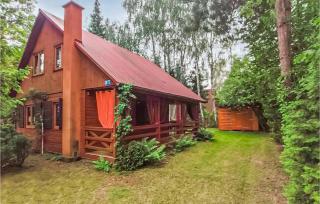 4 Bedroom Cozy Home In Okuninka - 4