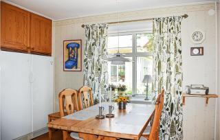 2 Bedroom Nice Home In Smålandsstenar - Åtterås - 6