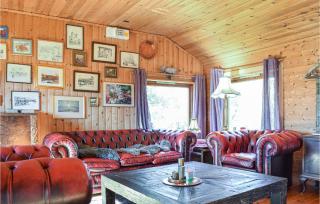 Stunning Home In Haulandshella - 9