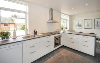 Three-Bedroom Holiday Home In Sakskobing - 1