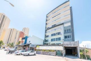 Elegante Condo a una Cuadra del Mar - 1