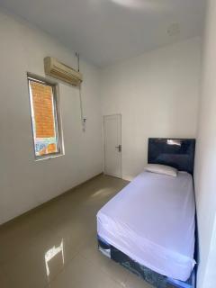 Kamar Kost - Delitua - 0