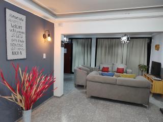 CASA CENTRICA EN LA CIUDAD DEL BUEN VlNO - HASTA 8 PERSONAS - Mendoza - 3