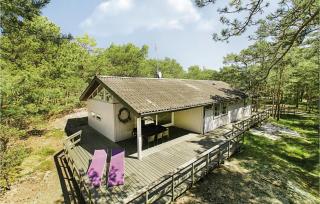 4 Bedroom Cozy Home In Nexø - Vester Sømarken - 0