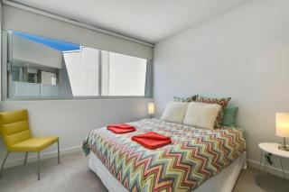 Azure Bliss luxe with water views walk to beach - Safety Beach - 3