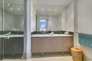 Azure Bliss luxe with water views walk to beach - Safety Beach - 1