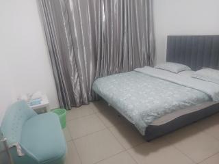 Shaikh Vacation Homes - Dubai - 2