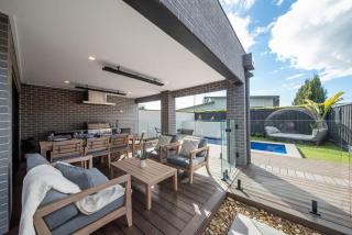 Casa de Praia - Luxe by the Bay with Heated Pool - 5