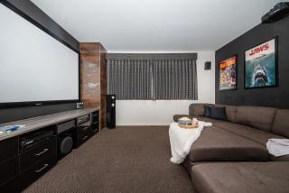 Sunrise Oasis Pool, Spa, Theatre Room - Rosebud - 5