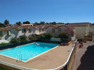 T2 cabine climatisé avec piscine, parking privé, proche port et commerces, idéal 4-5 pers. - FR-1-796-9 - Gruissan - 0