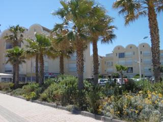 Gruissan - À 2 Pas de la Plage - Studio Cabine pour 4 - Parking Sécurisé - FR-1-796-15 - 1