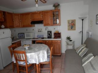 Maison de Plain-Pied à Gruissan - T3 Confortable, 200m Plage, Terrasse Fleurie, Parking Privé, 4-6 Pers - FR-1-796-17 - Gruissan - 7