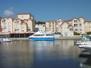 T2 Confort Centre Port 4 Pers - Clim - Parking - Ascenseur - FR-1-796-25 - Gruissan - 0
