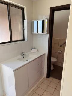 Emu Beach Chalets - 5