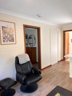 Emu Beach Chalets - Albany - 8
