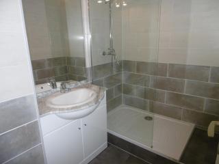 T2 Confortable - 4/5 Pers - Proche Plage Grazel - Parking Privé - FR-1-796-54 - Gruissan - 4