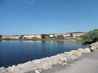 Appartement T2 Climatisé à Gruissan - Piscine, Plage, Parking & Terrasse - Idéal Familles 4/5 pers. - FR-1-796-45 - 6