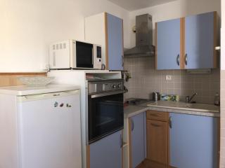 Studio Familial Piscine, Parking, Proche Plage - Idéal 4 pers, Budget Serré, Gruissan - FR-1-796-58 - Gruissan - 2