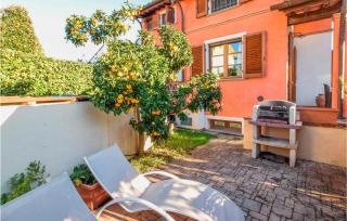 Gorgeous Home In Massarosa With Wifi - Massarosa - 3
