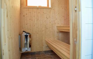 Awesome Home In Löttorp With Sauna - Löttorp - 5