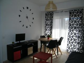 Apartamento en Playa de Gandía con vistas al mar, 1 dormitorio, piscina, tenis, a/a, se aceptan mascotas - ES-314-21 - Gandía - 0