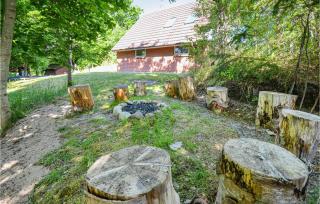 Three-Bedroom Holiday Home In Glesborg - 2