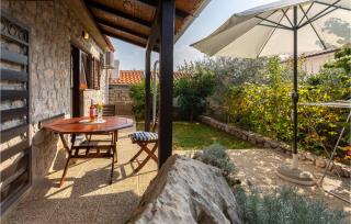 Nice Apartment In Omisalj With Wifi - Omišalj - 0