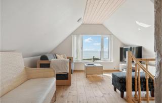 Amazing Home In Vesløs - 4