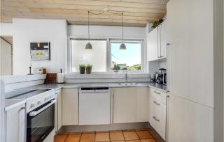 Pet Friendly Home In Sjølund With Sauna - 4