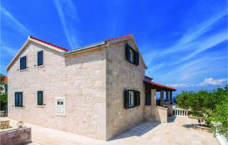 Five-Bedroom Holiday Home In Donji Humag - Donji Humac - 4