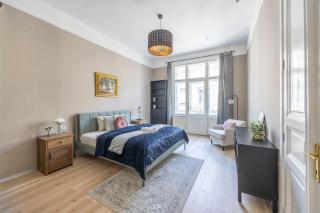 Charming Central Dream Home & Retreat by Prestige Homes - Budapest - 7