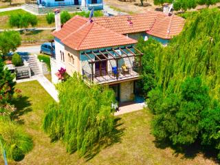 Comfort villa with garden and view - 2