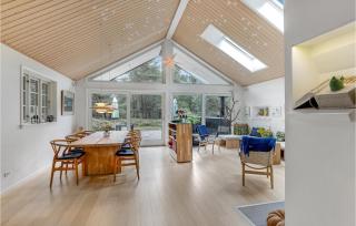 Lovely Home In Nexø With Wifi - Neksø - 8