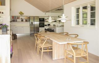 Lovely Home In Nexø With Wifi - Neksø - 6