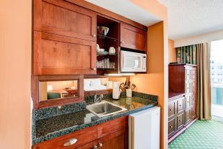 Hilton Ocean Beach Club Resort, Virginia Beach, VA - 2BR Suite City View - 4