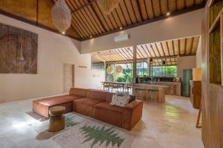 Tropische Bali 3BR Villa met Zwembad & Tram-poline - Canggu - 5