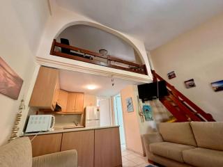 Family House in Mola Kaliva - Mola Kalyva - 3