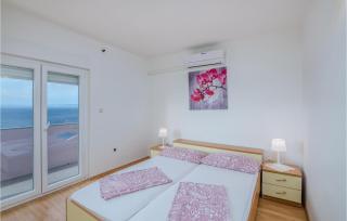 2 Bedroom Cozy Apartment In Stara Baska 1 - 6