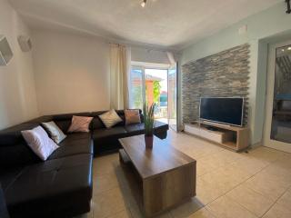 Beautiful Holiday Home in Lisicic - Lisičići - 2