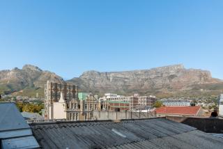 Lush Designer Apartment in CBD - Mountain Views - Cidade Do Cabo - 3