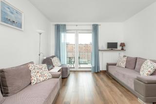 Cztery Oceany Studio for 4 Guests with Balcony & Parking Gdańsk by Noclegi Renters - Danzig - 6