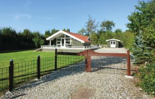Three-Bedroom Holiday Home In Humble - Humble - 6