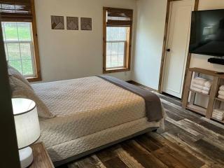 Auburn - - 1