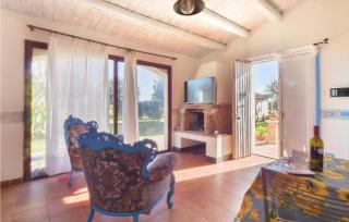 2 Bedroom Pet Friendly Home In Siracusa - 8