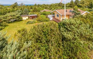 Three-Bedroom Holiday Home In Farevejle - 6