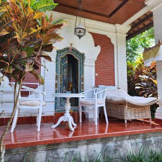Danaya's Cottage and Studio - Ubud - 3