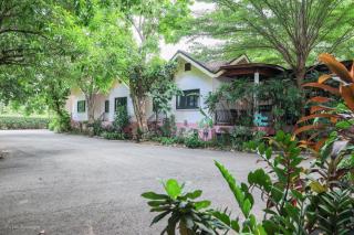 ชญาดา การ์เด้นเฮาส์ & รีสอร์ท Hotel - Nakhon Ratchasima - 7